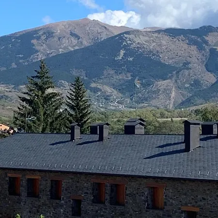 Apartment La Muga De Llivia