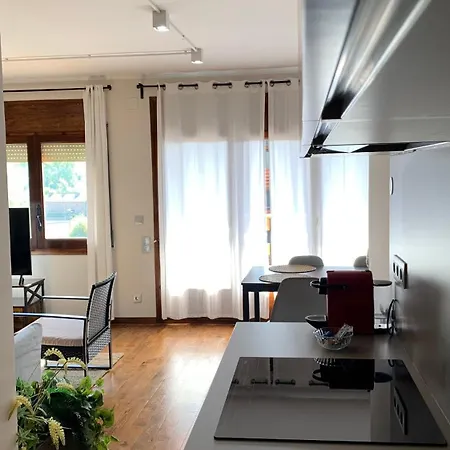 Διαμέρισμα La Muga De Λίβια