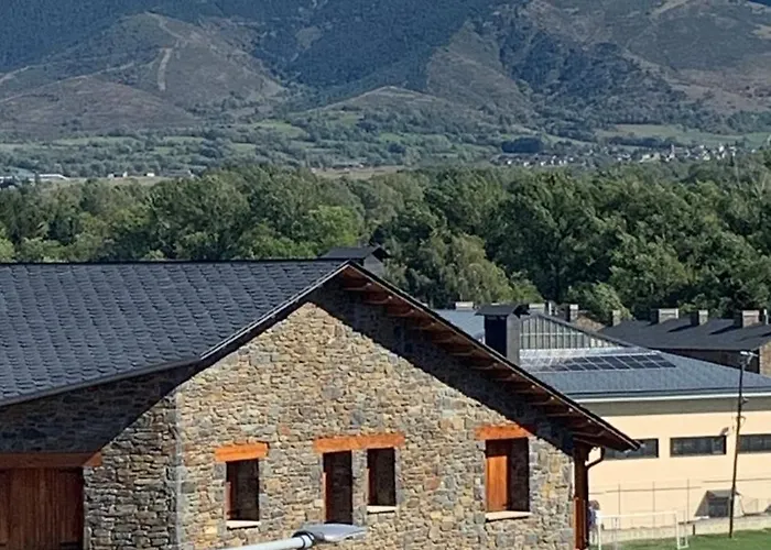 La Muga De *